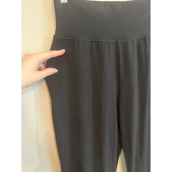 Athleta salutation jogger in powervita size small black light weight jogger - Picture 5 of 11